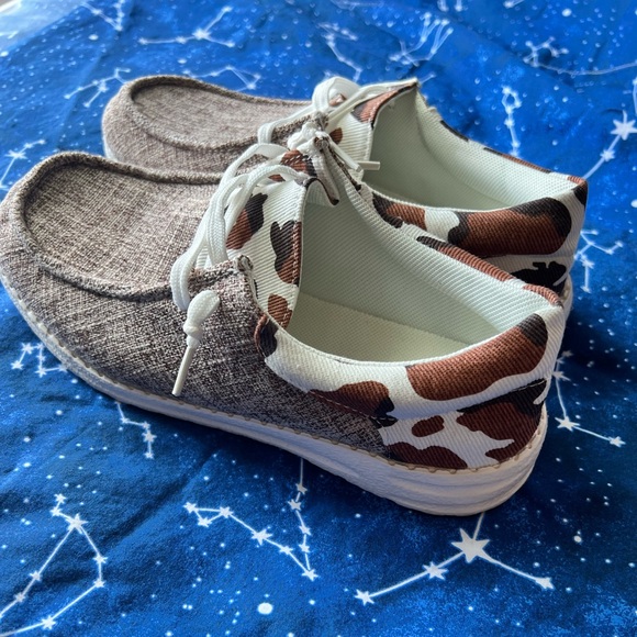 SHEIN Brown & White Cow Print Canvas Slip Ons - Picture 2 of 8